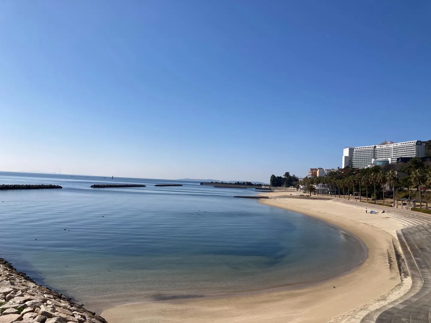 テラスの塗装も終わり、リフレッシュ完了しました。