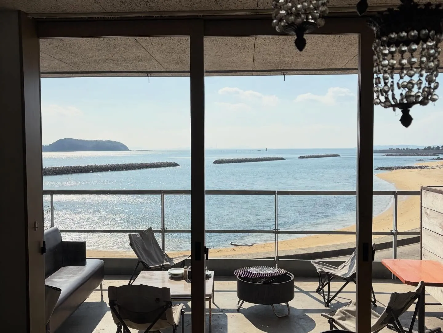 愛知県西尾市にある吉良ワイキキビーチは、まるでハワイのような...